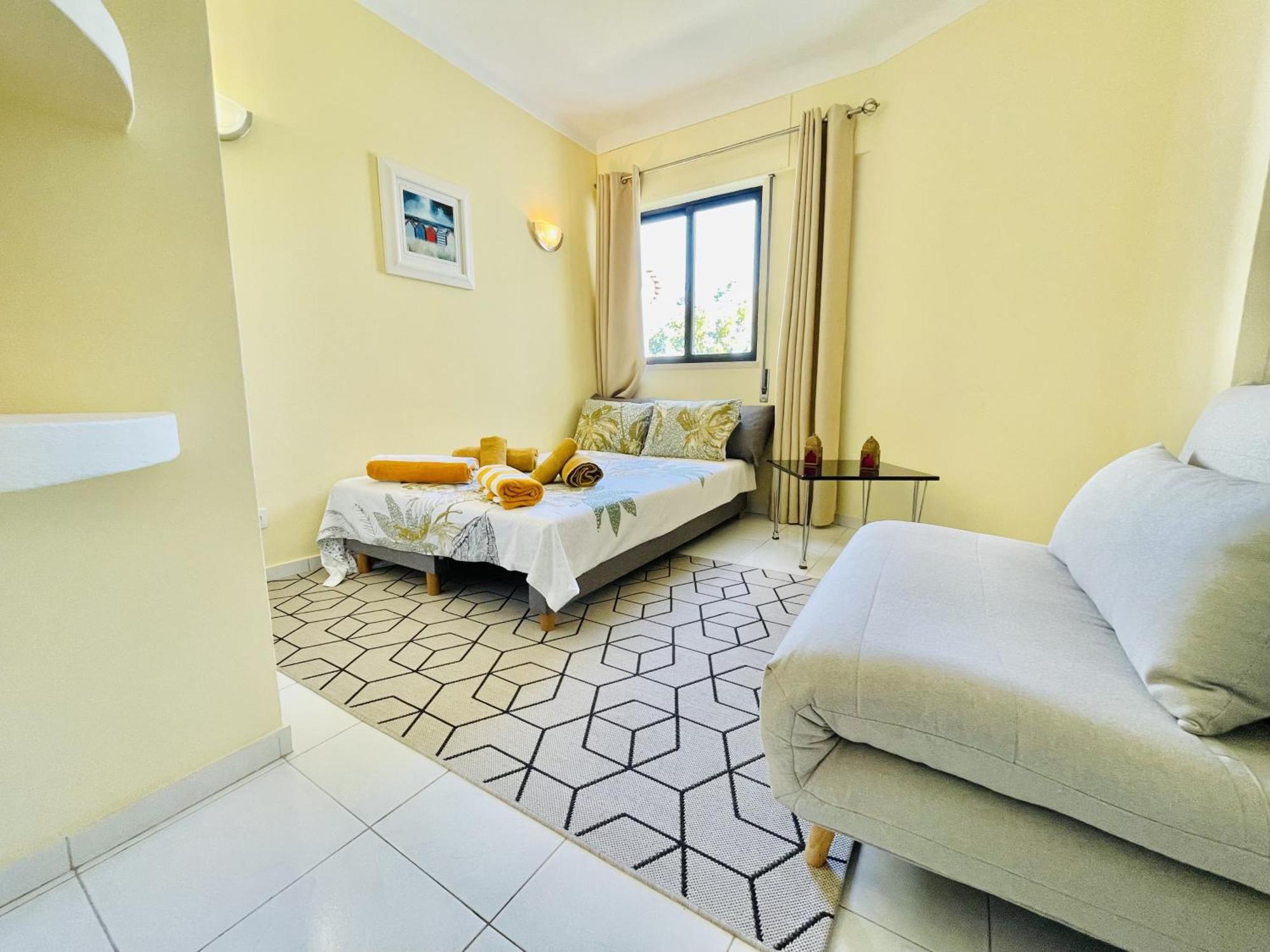 Lavanda - 2 Bedrooms - 3 Level Pool - Garden - Beach 1Km エストンバル エクステリア 写真